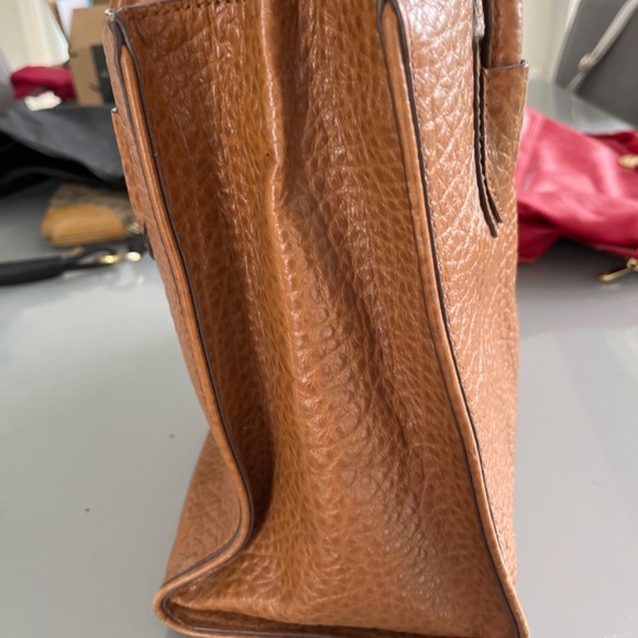 DKNY shoulder purse tan imitation crocodile prints monogram inside - Picture 5 of 7